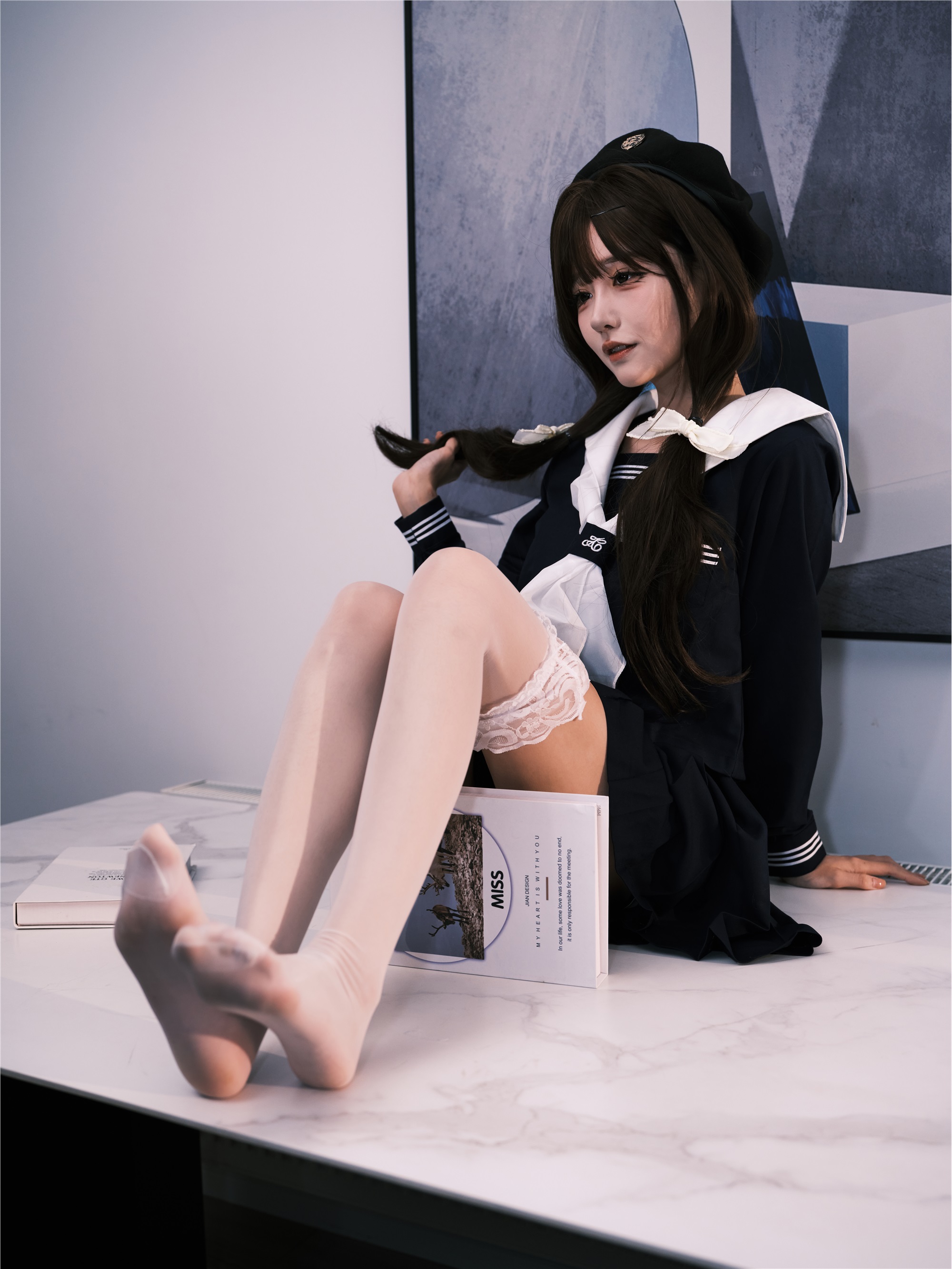 YITUYU艺图语 2025.02.02 女水手的假日 深蓝白丝版 孟程程